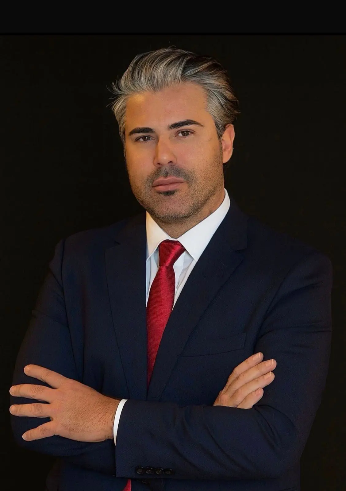 Retrato profissional do Dr. Luís Adriano Vargas Buchor